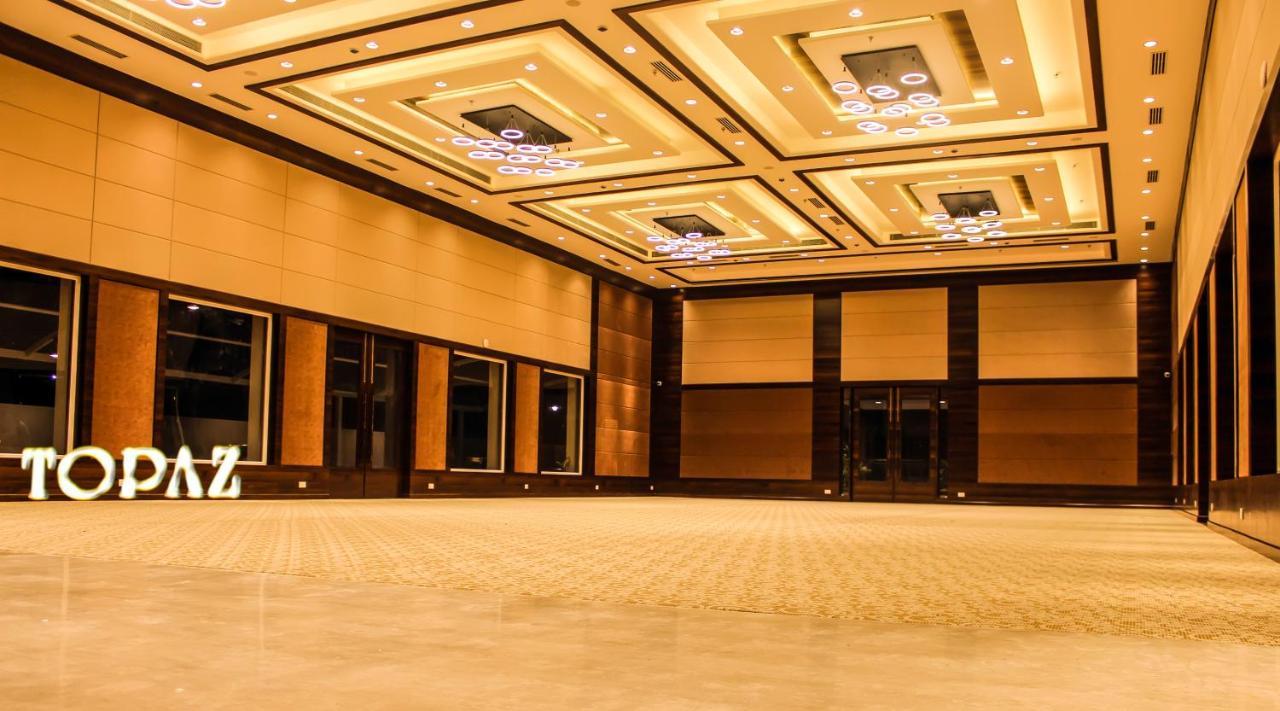 Hotel Rajhans Abhinandan Bhopal Ngoại thất bức ảnh